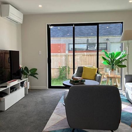 2-Bedroom Ensuite, Close To City, Comfortable, Accessible With Own Parking Christchurch Dış mekan fotoğraf