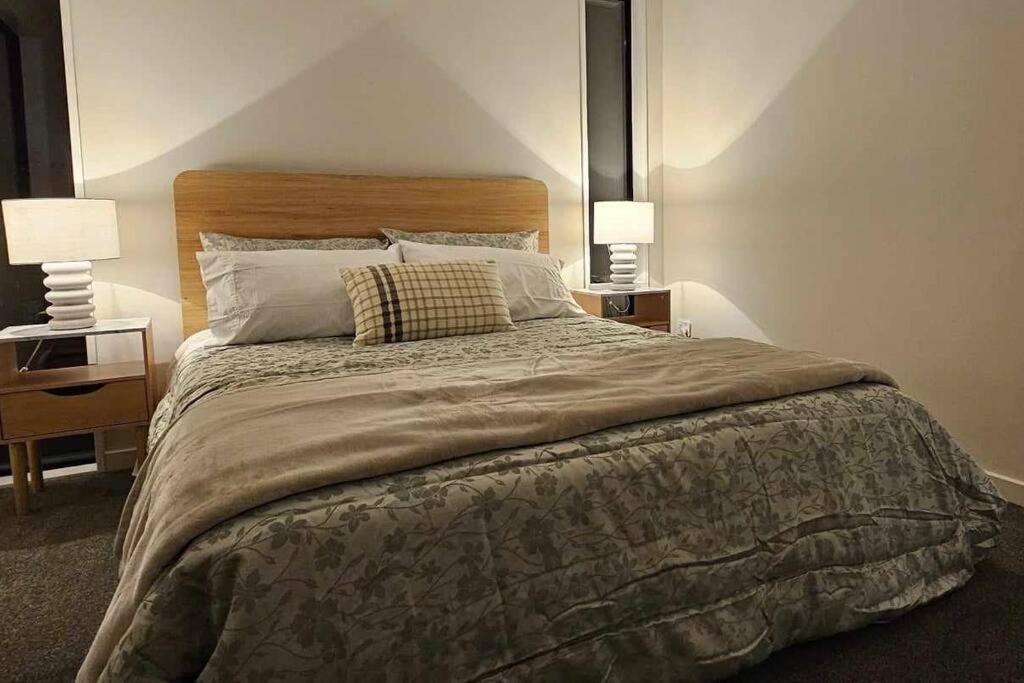 2-Bedroom Ensuite, Close To City, Comfortable, Accessible With Own Parking Christchurch Dış mekan fotoğraf