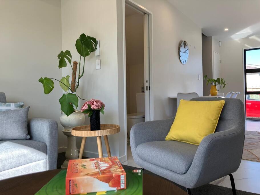 2-Bedroom Ensuite, Close To City, Comfortable, Accessible With Own Parking Christchurch Dış mekan fotoğraf